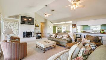 House (5 Bedrooms) | Interior