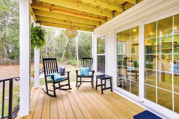 Cottage (1 Bedroom) | Front of property - Cozy Cottage: Minutes to Downtown Southport! (Southport)