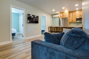 Cottage (2 Bedrooms) | Intérieur