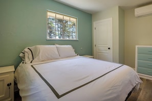 Cottage (2 Bedrooms) | Interior - Oceanfront Smith River Cottage: Beach Access! (Smith River)