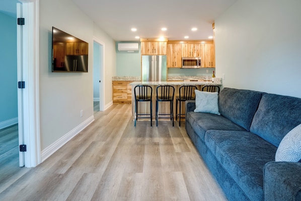 Cottage (2 Bedrooms) | Interior - Oceanfront Smith River Cottage: Beach Access! (Smith River)