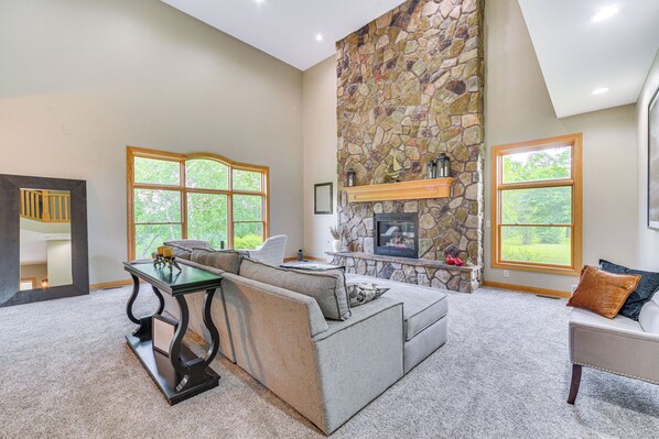 House (4 Bedrooms) | Interior