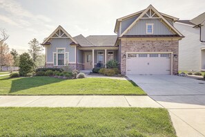 House (4 Bedrooms) | Front of property