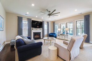 House (4 Bedrooms) | Interior