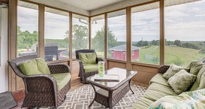 18 Mi to Table Rock Lake: Pet-friendly Ozark Home!