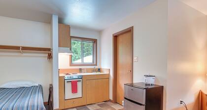 Angler's Dream! Mtn-view Unit Steps to Kenai River
