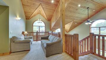 Rumah (5 Bedrooms) | Interior