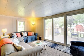 Cottage (2 Bedrooms) | Interior