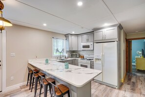 Cottage (3 Bedrooms) | Interior