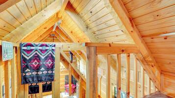 House (1 Bedroom) | Interior