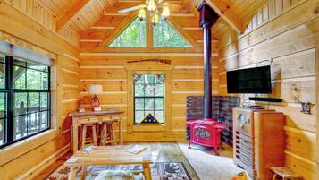 House (1 Bedroom) | Front of property