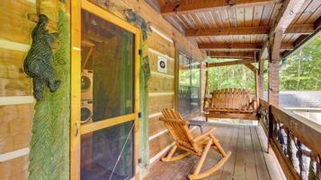 House (1 Bedroom) | Interior