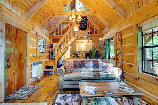 House (1 Bedroom) | Interior