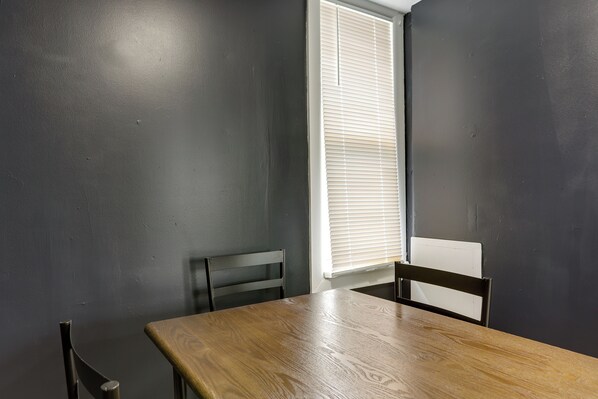 House (2 Bedrooms) | Interior - Cozy Downtown Sandusky Gem - 1 Mi to Lake Erie! (Sandusky)