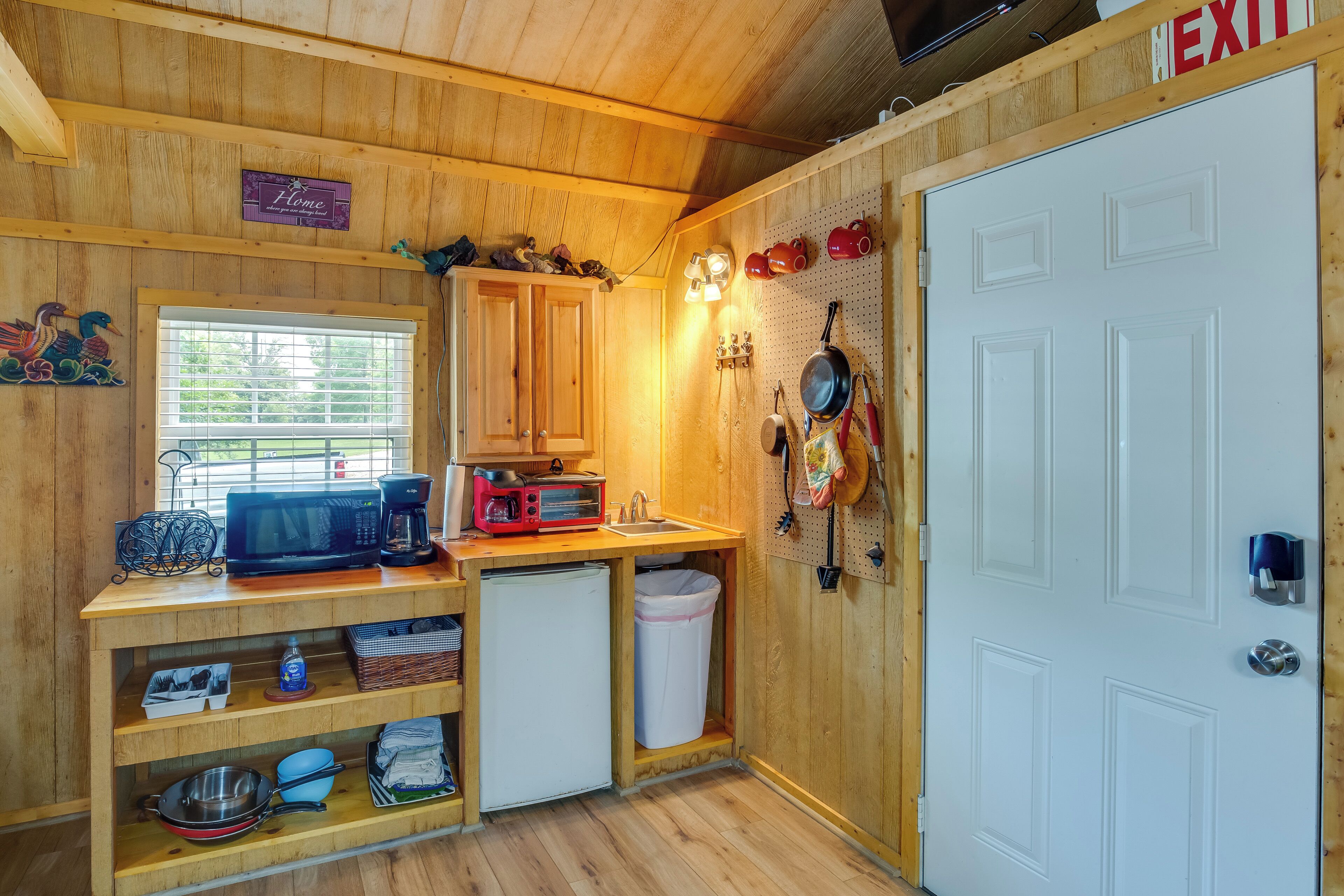 Apartment (0 Bedroom) | Interior