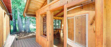 Casa (2 Bedrooms) | Interior