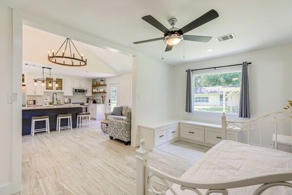 Cottage (1 Bedroom) | Interior - Bright Wallis Cottage w/ Pergola & Grill! (Wallis)