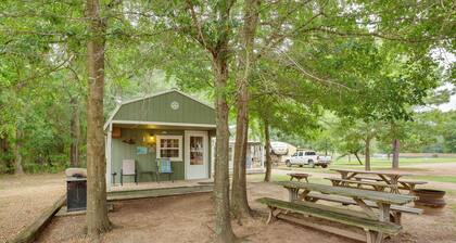 Emory Studio Cabin w/ Lake Fork Boat Access!