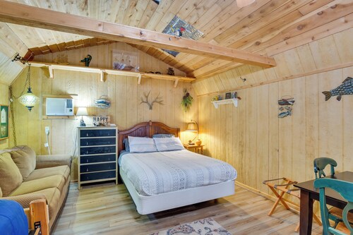 Emory Studio Cabin w/ Lake Fork Boat Access!
