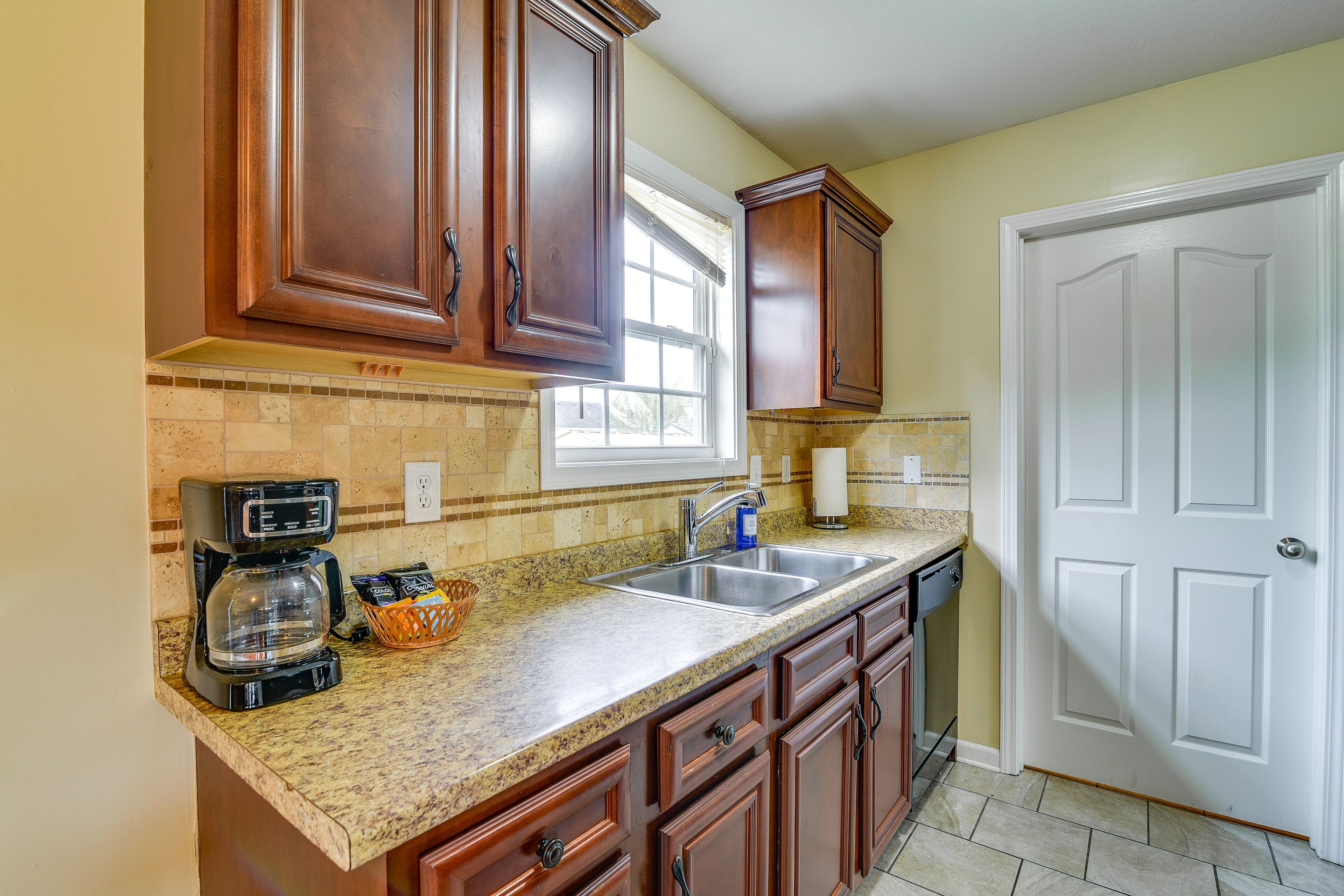 微波爐、烤箱、爐台、洗碗機