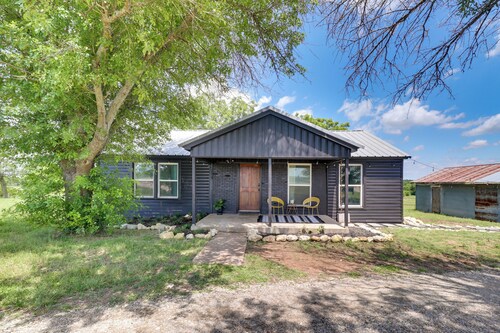 'starlite Ranch' 2 Acres w/ Views ~ 18 Mi to Waco