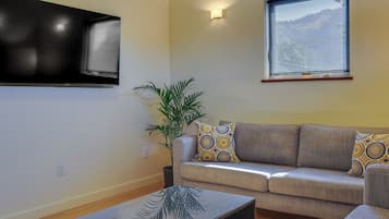 Apartment (2 Bedrooms) | Bahagian dalam