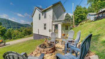 House (2 Bedrooms) | Front of property