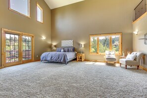 House (3 Bedrooms) | Interior - 9 Mi to Helena: Mtn-view & Hot Tub at Huge Home (Clancy)