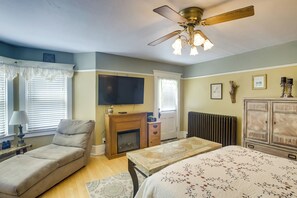 House (5 Bedrooms) | Interior