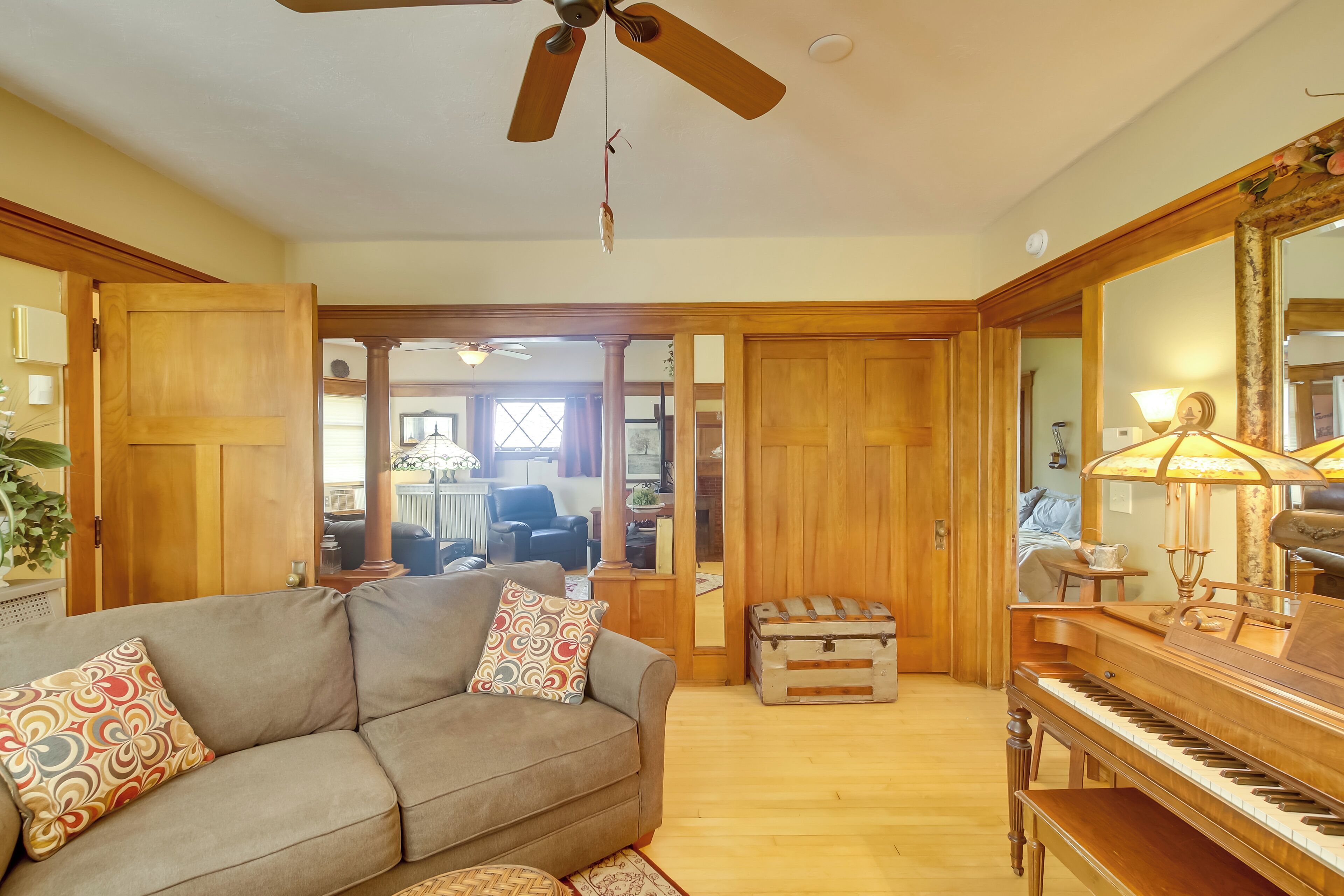 House (5 Bedrooms) | Interior