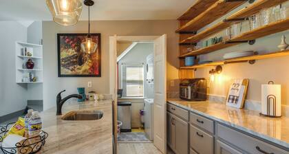 Tranquil Cottage in Virginia Countryside w/ Pond!