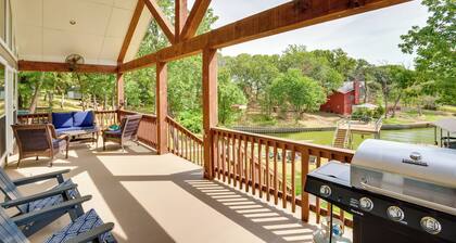 Fish & Kayak: Tranquil Cedar Creek Home!