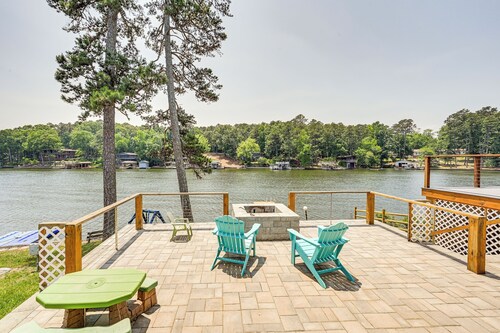 Waterfront Badin Lake Getaway: Boat Dock, Fire Pit