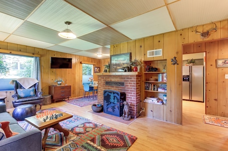 Cottage (2 Bedrooms) | Front of property