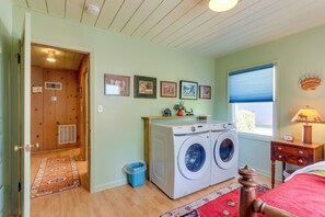 Cottage (2 Bedrooms) | Interior