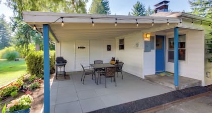 Peaceful & Scenic Cottage Near Mckenzie River!