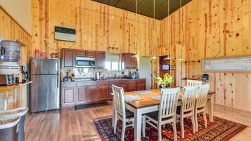 ู
ูุฒู (3 Bedrooms) | ุงูู
ูุดุฃุฉ ู
ู ุงูุฏุงุฎู