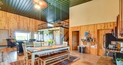 Secluded Nebraska Getaway: 2 Mi to Lake Mcconaughy