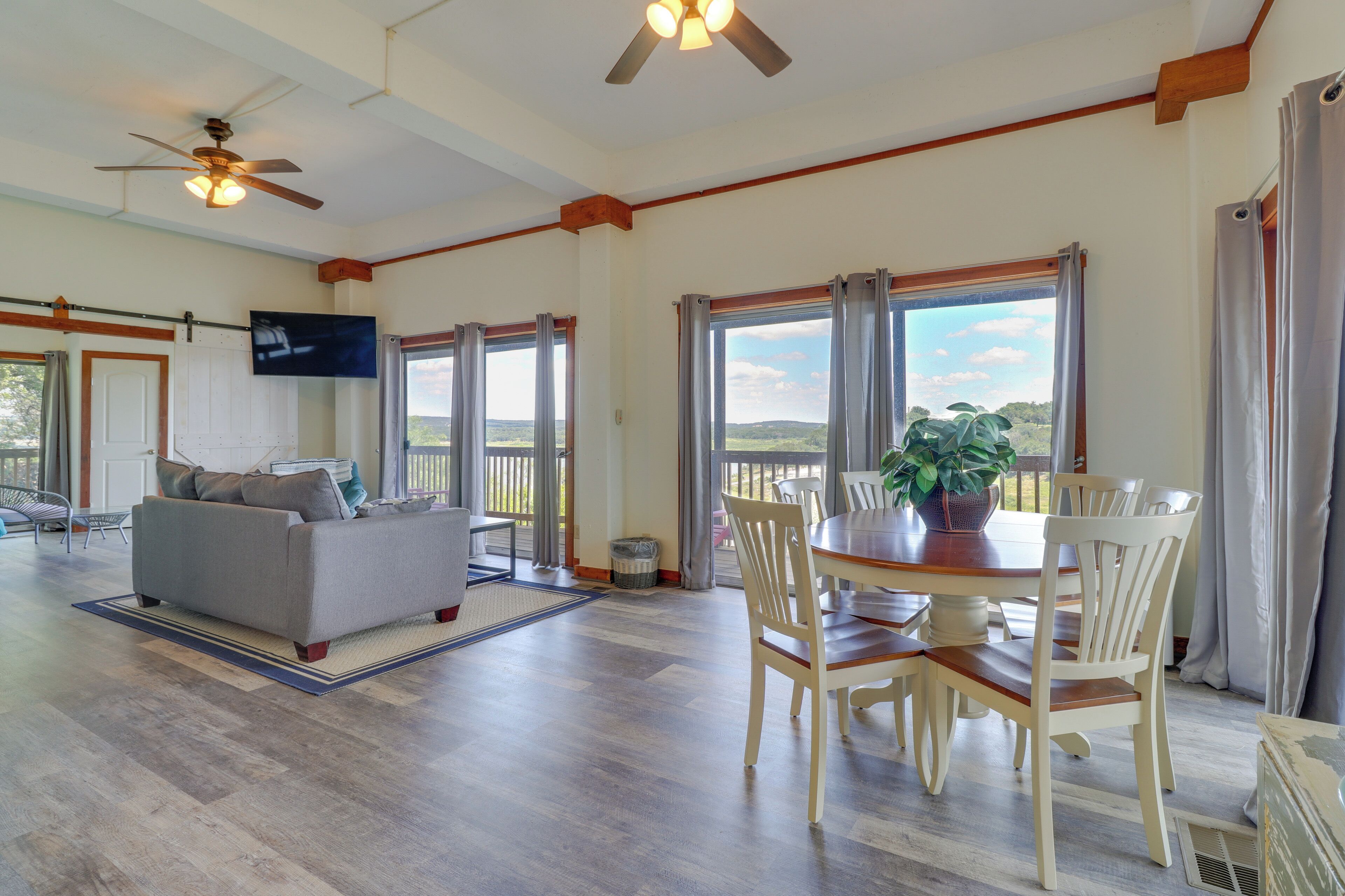 House (4 Bedrooms) | Bahagian dalam