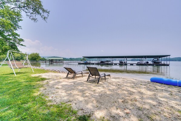 Apartment (2 Bedrooms) | Interior - Chic Spring City Townhome on Watts Bar Lake! (Spring City)