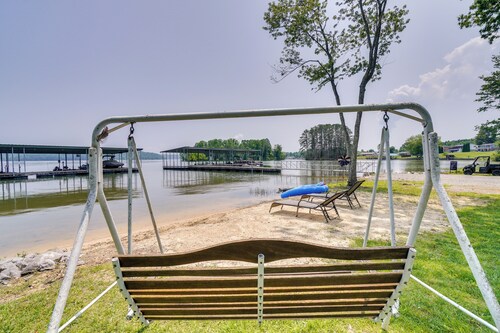 Chic Spring City Townhome on Watts Bar Lake!