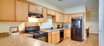 Lake Charles Vacation Rental Near Lake & Downtown!