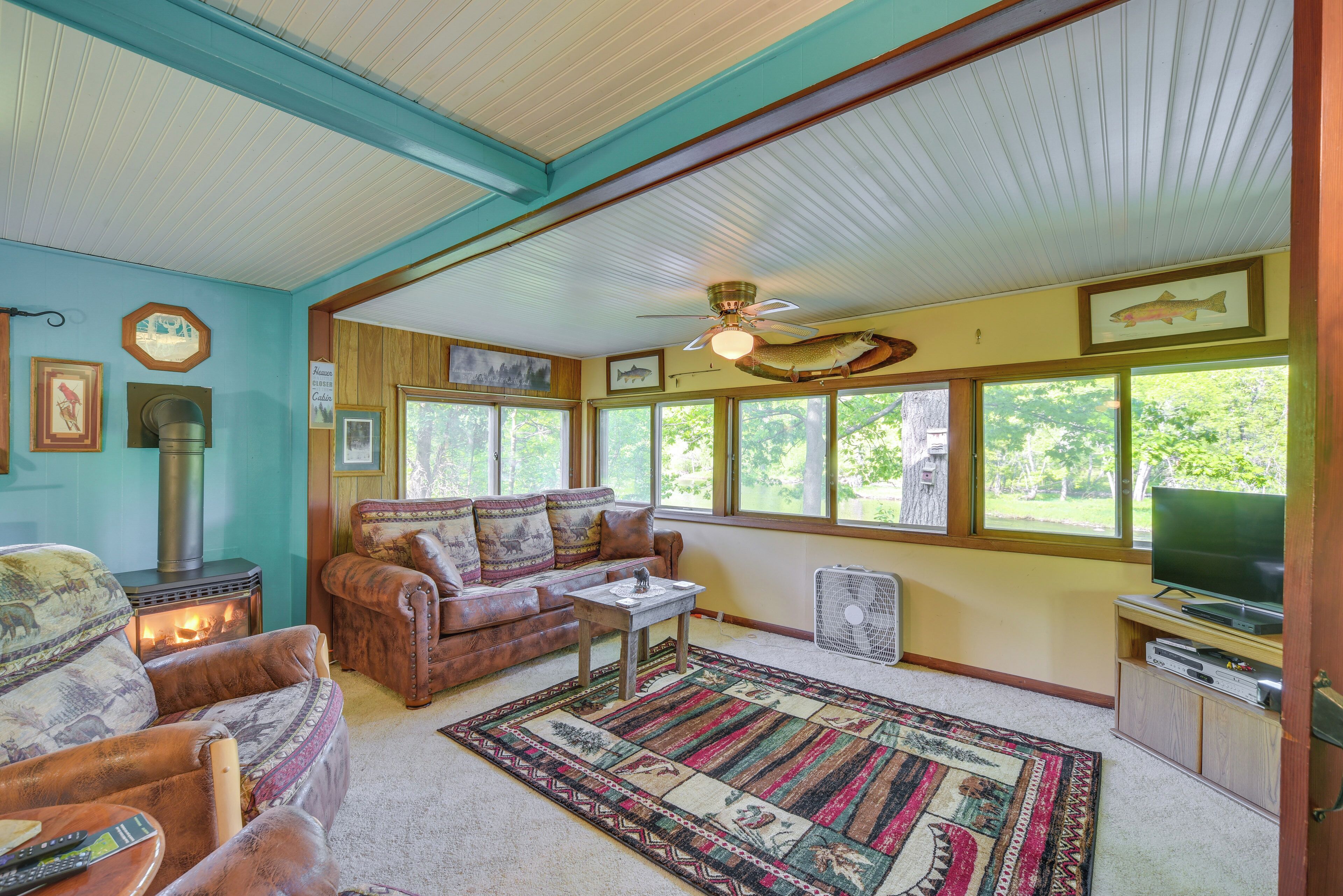 House (2 Bedrooms) | Interior