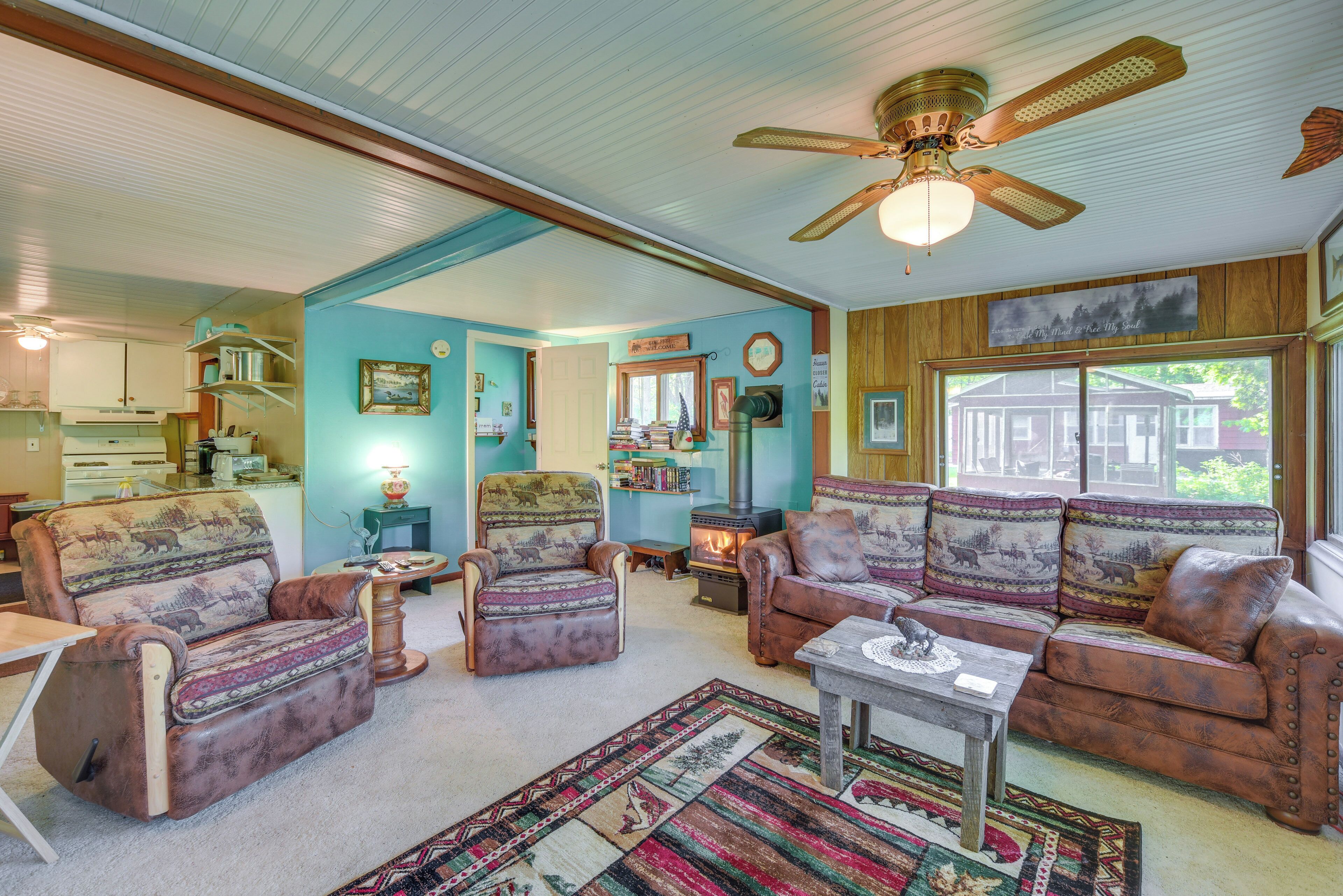 House (2 Bedrooms) | Interior