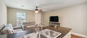Lovely Lake Charles Duplex in Central Location!