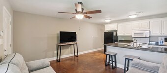 Lovely Lake Charles Duplex in Central Location!