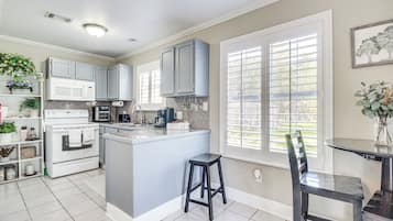 Cottage (1 Bedroom) | Interior