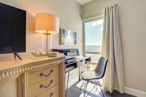 Apartment (3 Bedrooms) | Interior - Oceanfront Satellite Beach Condo w/ Balcony, Views (Satellite Beach)