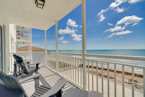 Apartment (3 Bedrooms) | Front of property