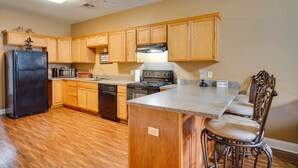 Private kitchen - Cozy Lake Charles Abode w/ Private Patio! (Lake Charles)